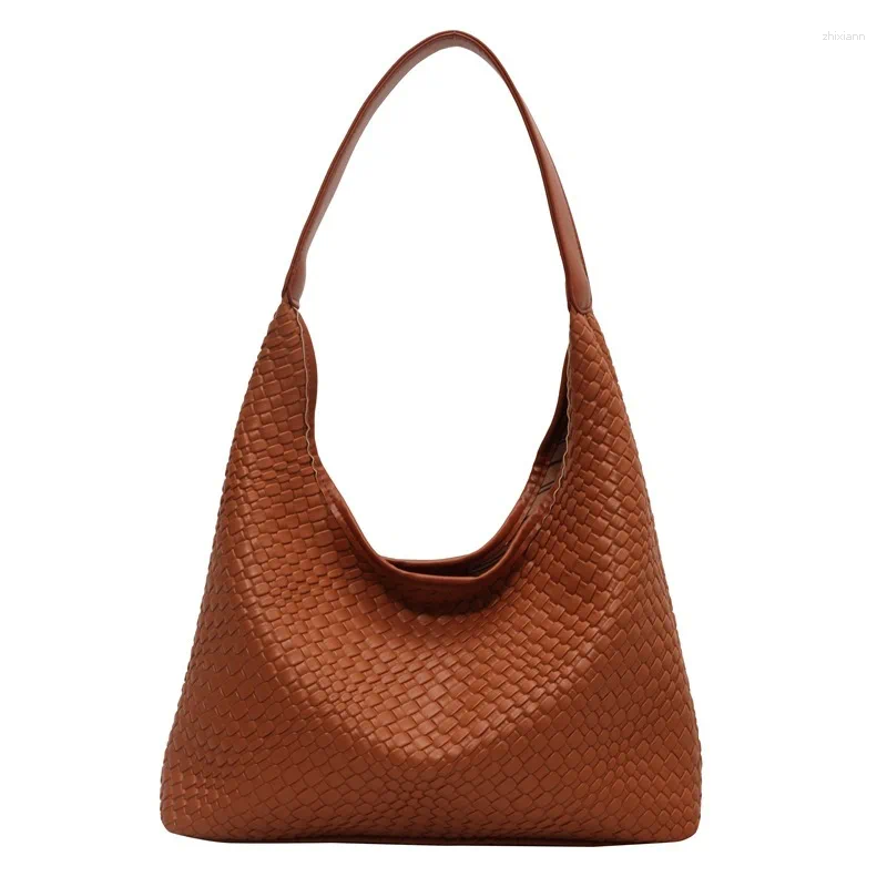 Free Shipping Totes Large Capacity Women's 2024 Fashionable Versatile Texture Shoulder For Autumn And Winter Commuting Designer Bag Luxury Bag To