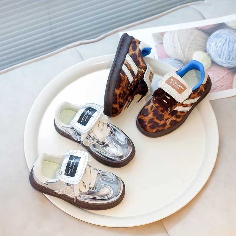 Sneakers Childrens Casual Sneakers Size 26-36 Leopard Boys Girls De Training Shoes Four Seasons Models Hundred Non-slip Kids Board Shoes H241220