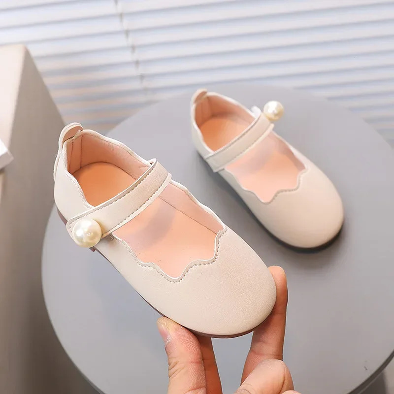 Girls Leather Shoes for Party Wedding Solid Color Kids Princess Shoes with Big Pearl Round-toe Children Shallow Moccasin Shoes 241220