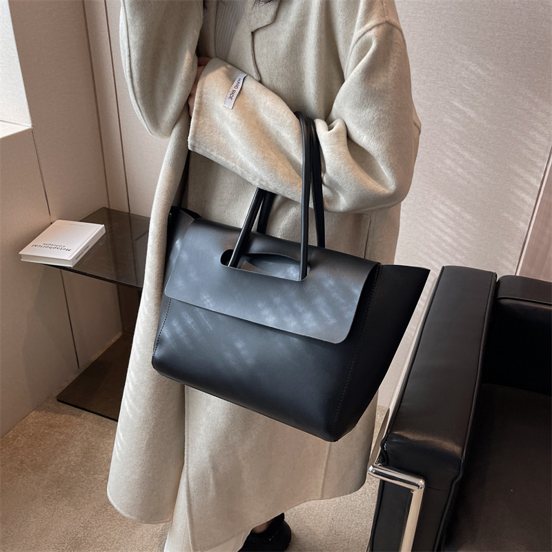 Durable Large Women's Tote Bag with Multiple Compartments Perfect for Work & Travel