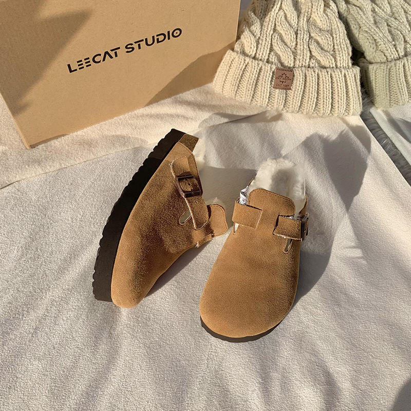 2025s Designer Autumn/Winter New Thick Bottom Shoes Women Plush Hairy Outer Wear Baotou Boken hot Height Increasing Half Slippers