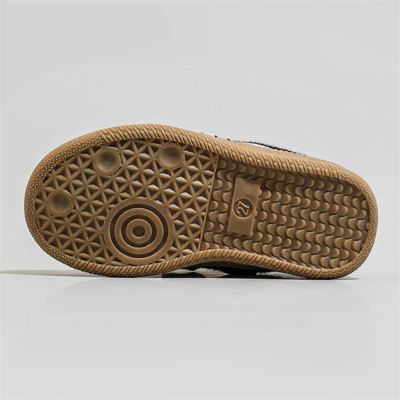 Sneakers Childrens Casual Sneakers 3-18 Years Old Leopard Boys Girls Single Shoes Four Seasons Red Soft Non-slip Kids De Training Shoes H241220