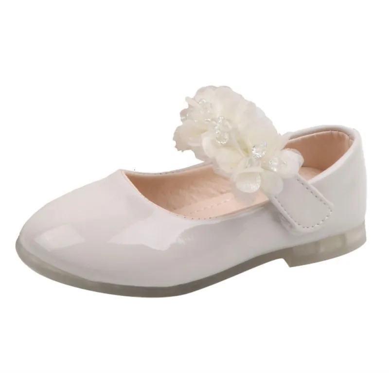 Girls Glossy Shallow Mouth Flat Leather Shoes 2-10 Years Girls Lace Flower Princess Shoes Baby Small Leather Shoes 241220