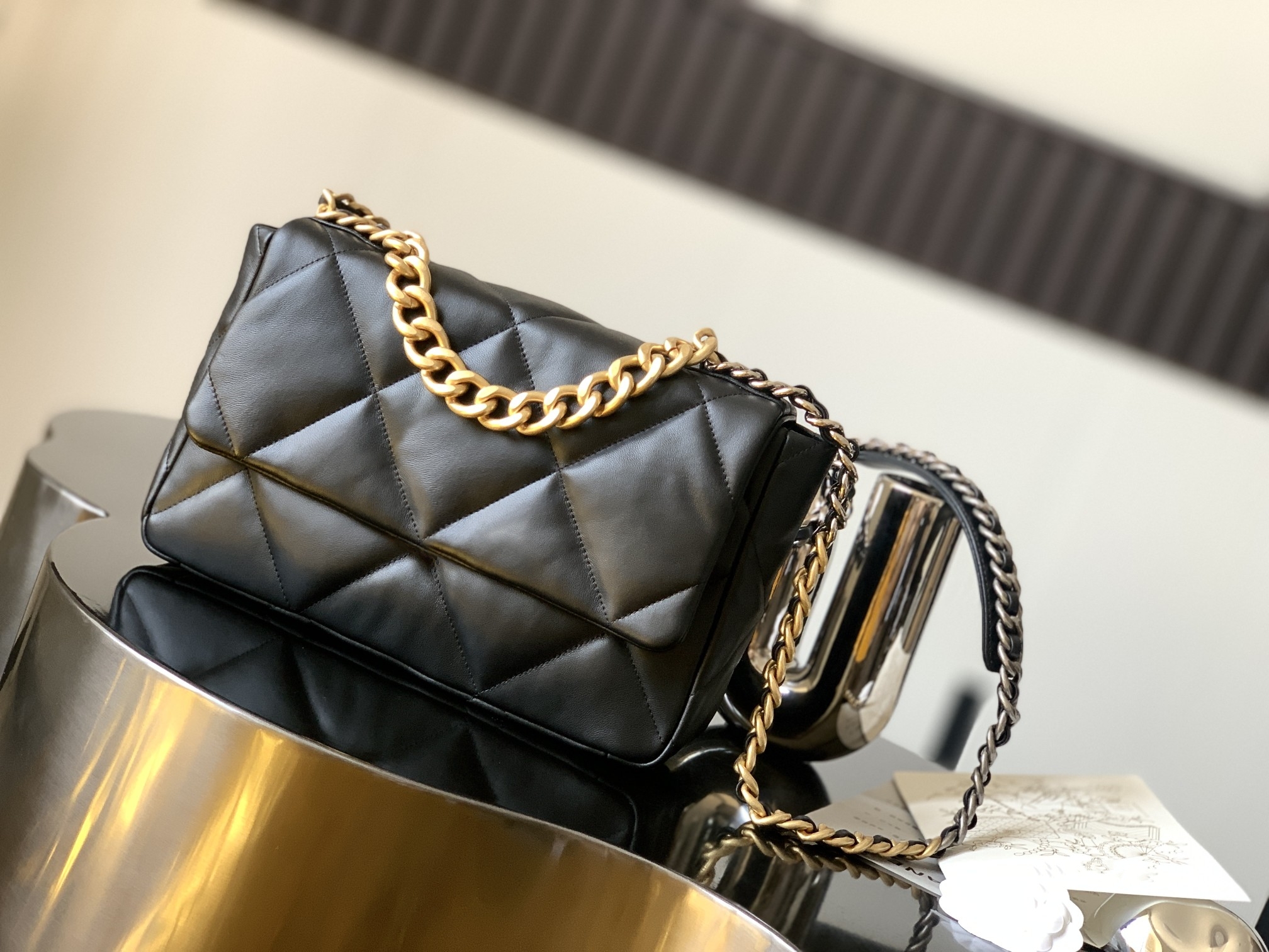 10A Top Tier Mirror Quality 19 Flap Bags Small Real Leather Quilted Flap Caramel Purse Luxury Designer Womens Crossbody Shoulder Gold Strap Box Chian Bag Handbag 4685