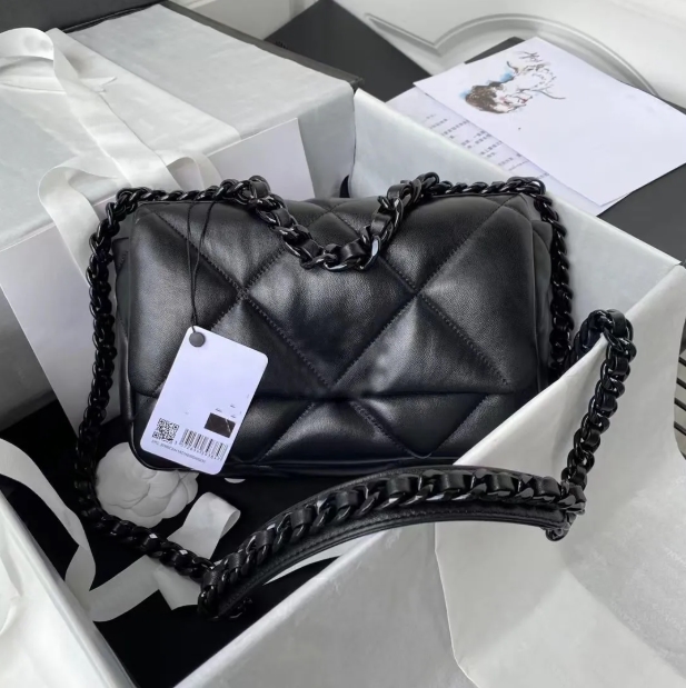 10A Top Tier Mirror Quality 19 Flap Bags Small Real Leather Quilted Flap Caramel Purse Luxury Designer Womens Crossbody Shoulder Gold Strap Box Chian Bag Handbag 2025