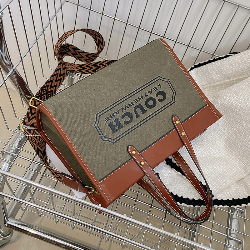 free shipping Handheld tote bag with new canvas contrasting printed letters for commuting single shoulder crossbody bag