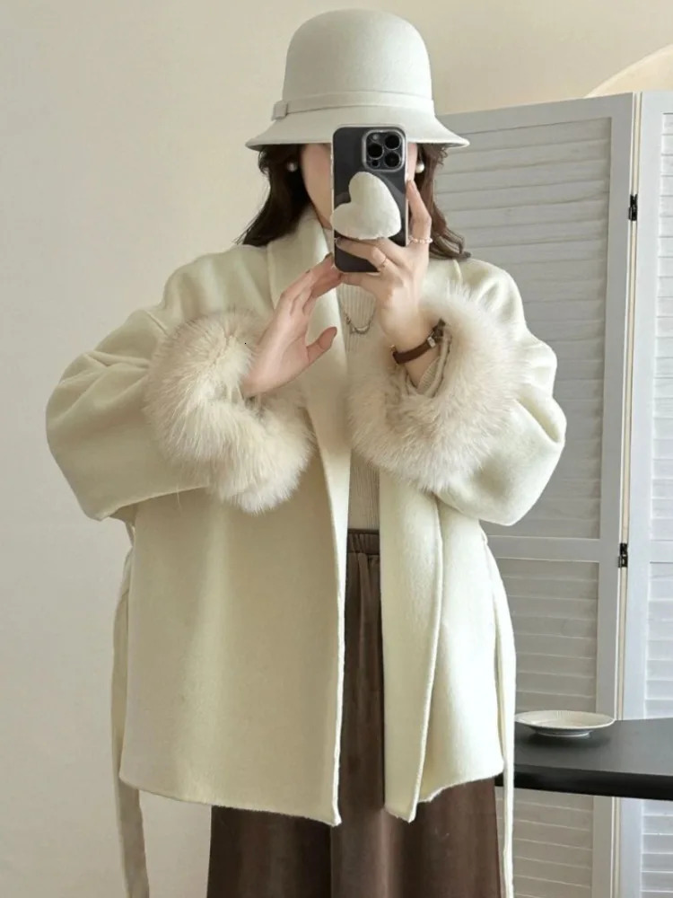 LANMREM Double Sided Wool Coat For Women Fox Fur Stitching Sleeves Lapel Solid Color Belt Coats Woolen Clothing Winter 2DA2598 241217