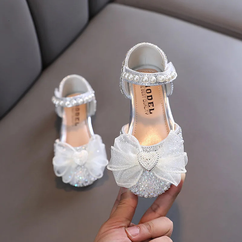 Sandals for Children Rhinestone Bow Wedding Princess Girls Sandal Party Dance Baby Student Flats Kids Performance Shoes 241219