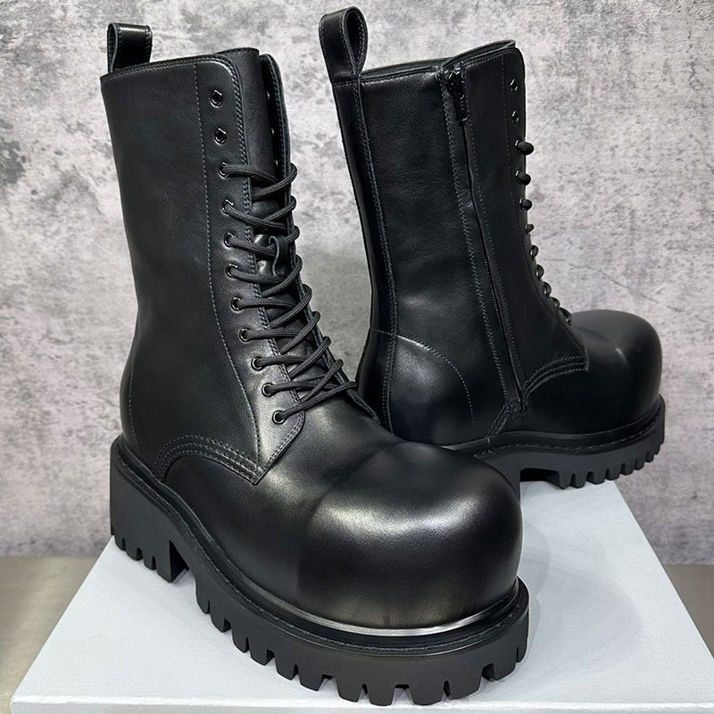 MENS STOMPER BOOTIE IN BLACK designer winter boots luxury mens leather boots anti slip wear resistant thick toed rubber outsole zipper boots fashionable brand boots