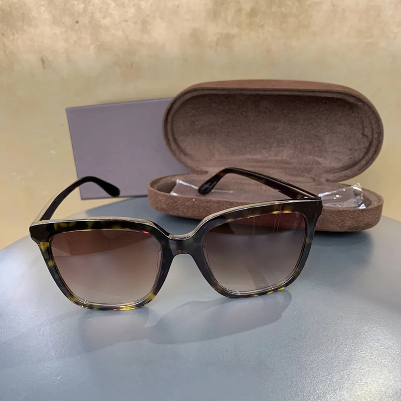 Unisex designer sunglasses uv 400 oval womans sunglasses driving daily outfit sunglasses men womans high grade occhiali da sole full frame sun glasses go071 Y4