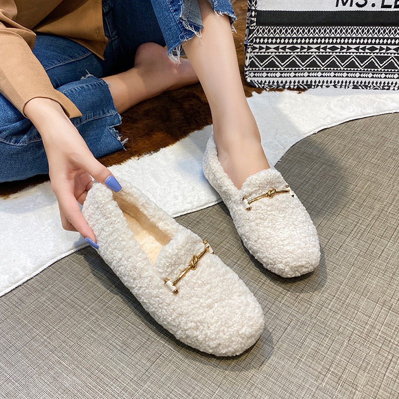 2025 new Metal fur Woman bd841 decoration flats winter cotton shoes women fleeces loafers plus size 34-43 cozy warm furry lambswool moccasins ry