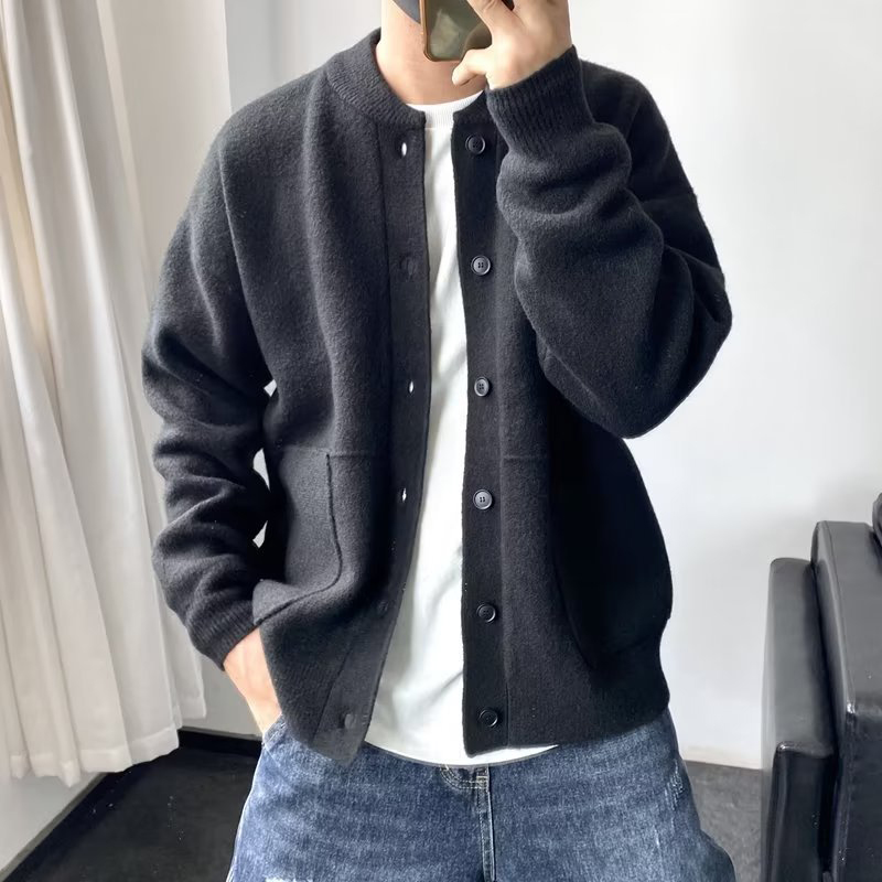 Knitted cardigan men's new autumn and winter tide pure color simple handsome thickened design sense of youth Mao Clothing jacket tide m040