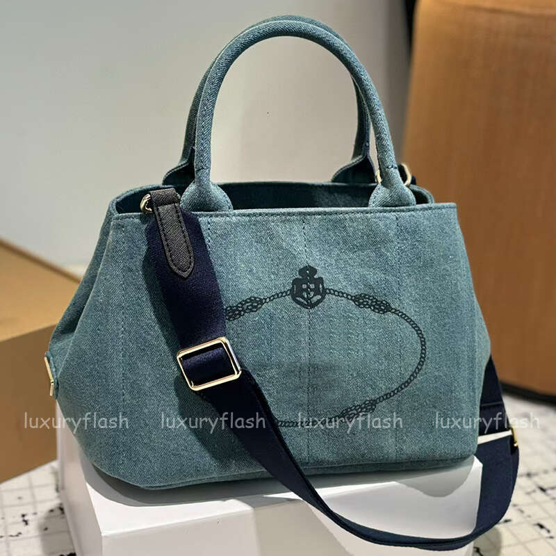 Designer Beach Bags Womens Totes Large Capacity Handbags Denim Blue Summer Seaside Vacation Casual Canvas Shoulder Bag