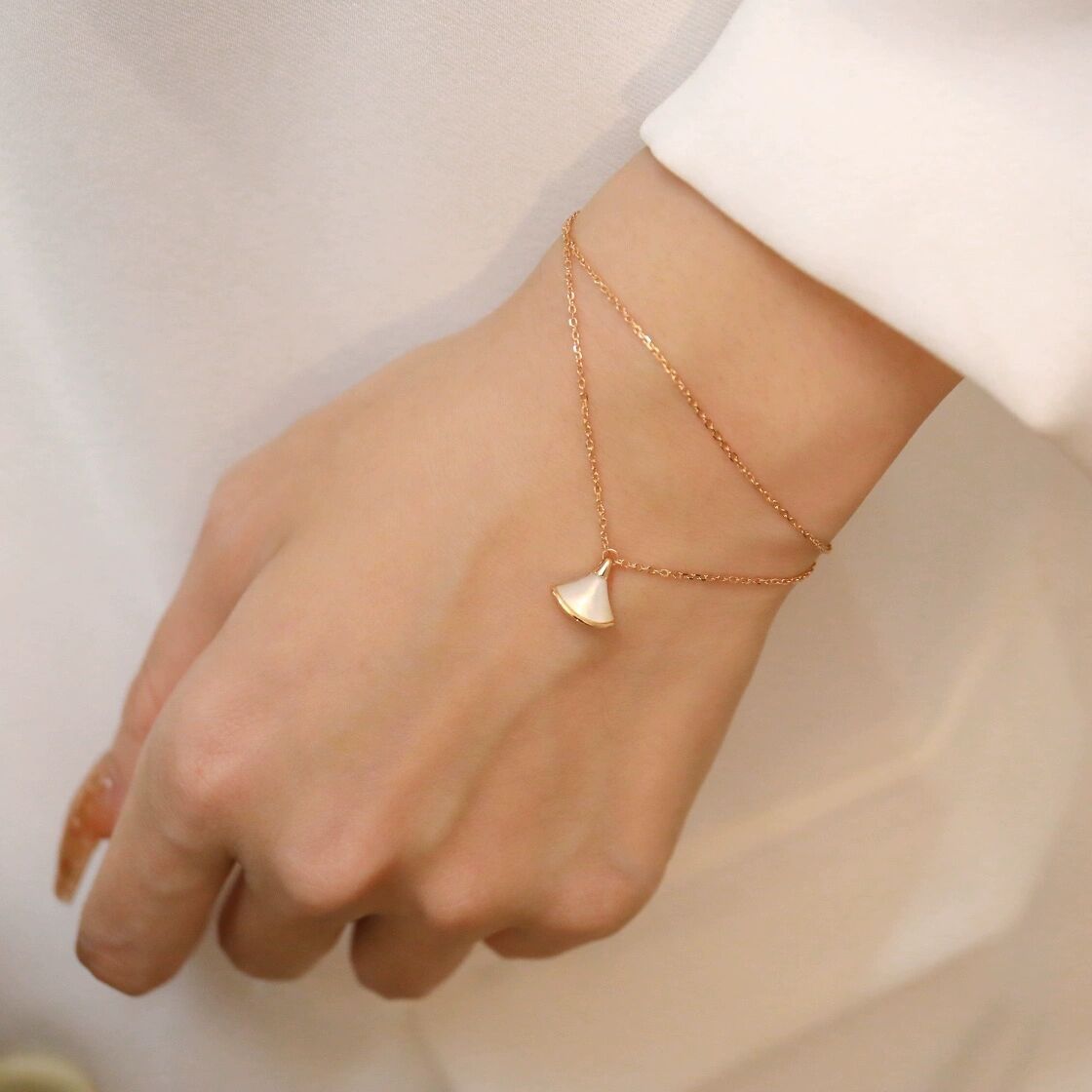 Free shipping rose gold dress skirt geometry designer bracelet for women girls double layer link chain short charms bracelets bangle jewelry top grade