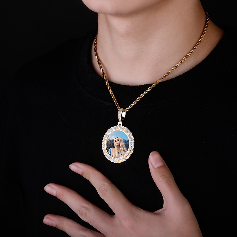 Fine Quality Custom Photo Round Pendant Necklace 18k Gold Iced Out Cubic Zirconia DIY Picture Frame Diamond Necklaces For Lovers Family Friends Memori
