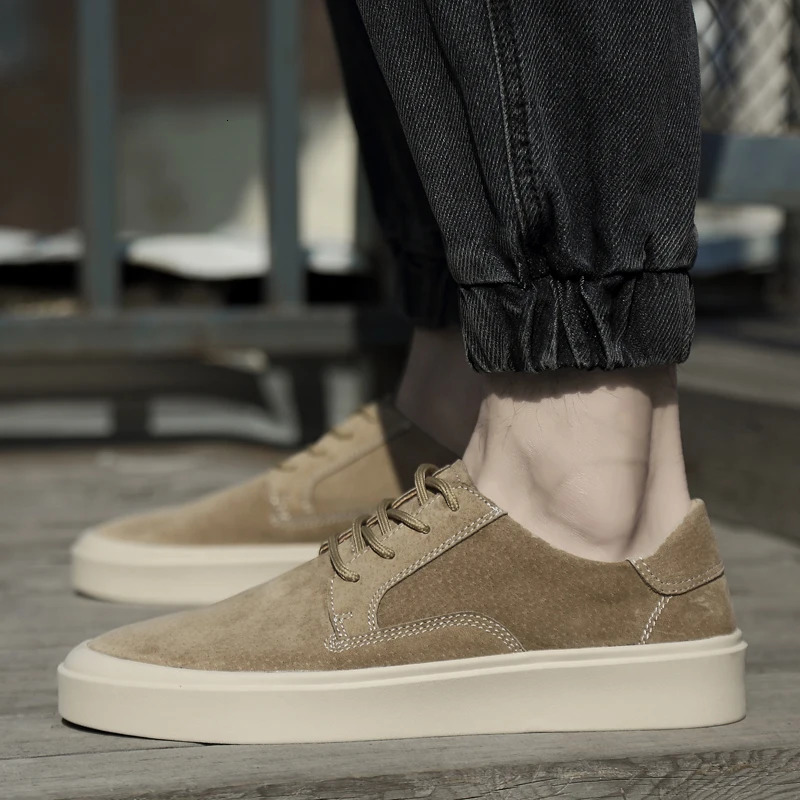 ly arrived mens sports shoes in 2024 lace upper mens shoes low top mens outdoor casual shoes breathable ice skates 241213