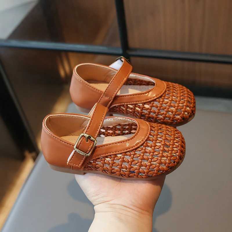 Sneakers Girls Artificial Leather Shoes 2024 Summer New Children Hollow Casual Sandals Kids Fashion Shoe H241221