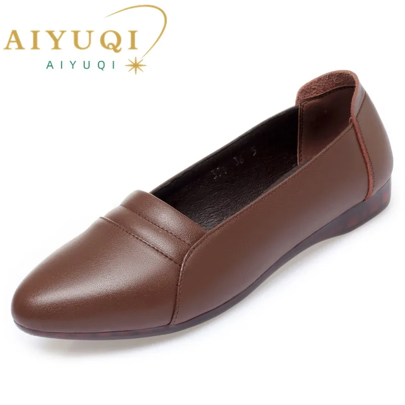 AIYUQI Mom Shoes Genuine Leather Flat Women Spring Shoes Non-slip Shallow Soft Sole Large Size Women's Shoes