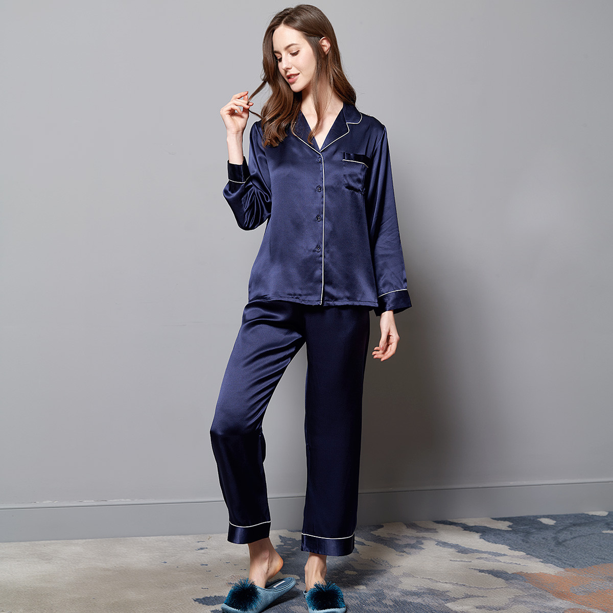 Chic Real Silk Women's Bedroom Ensemble Featuring Soft Nightdress and Coordinating Bathrobe