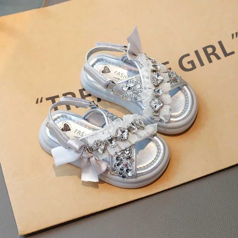 Sneakers Girls Princess Sandals 2024 Summer New Baby Sparkly Rhinestones Bow Shoes Fashion Non-slip Flat Childrens Sandals Slipper H241221