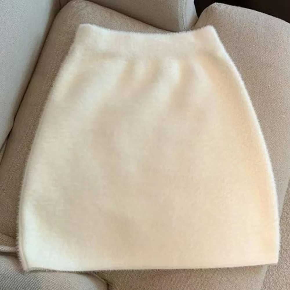 Elastic Waist Slim Women Short Skirt Sexy Ele All-Match Basic Mini Skirt Winter Sweet Casual Knit Imitation Mink Fur SkirtXJ241221