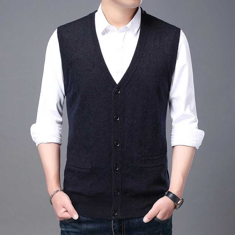 Anti-pilling Top Grade New V Neck Fashion Brand Knit Cardigan Casual Preppy 2024 Autum Sweater Vest Sleeveless Mens ClothingXJ241221
