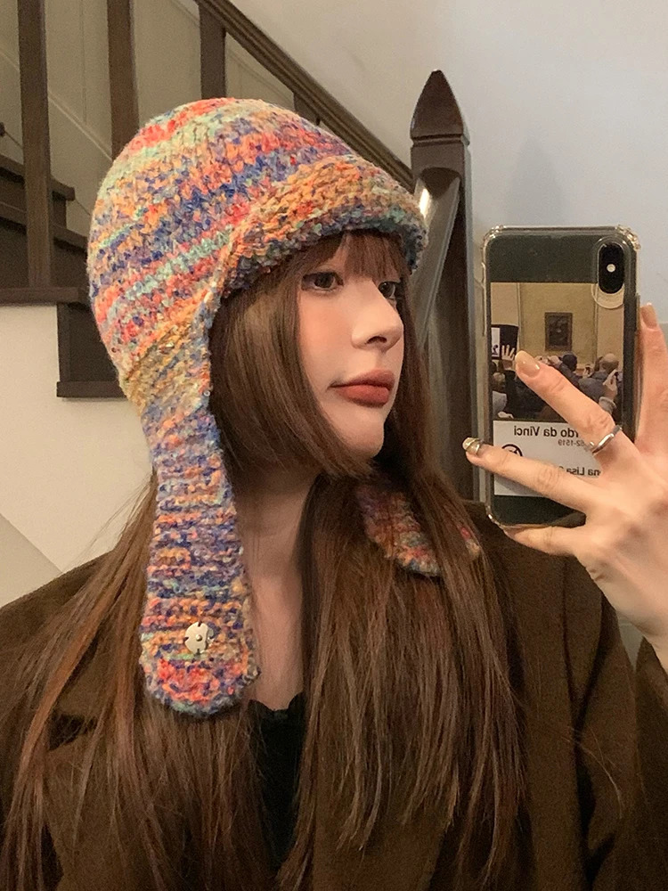 Niche retro handmade knitted hat for women automatic winter wool hat color comparison warm earmuffs flying hat Lei Feng hat for men 241220