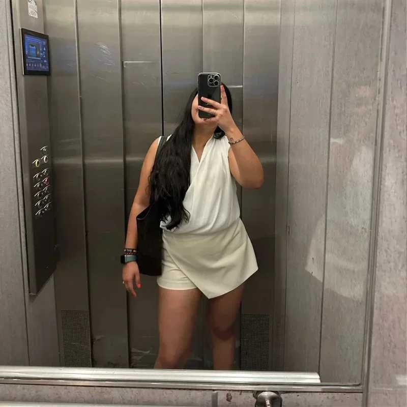 TR Fashion Womens High Waist Shorts Skirts Solid Asymmetrical Side Zipper Skirts Shorts Summer Black White Mini ShortsXJ241221