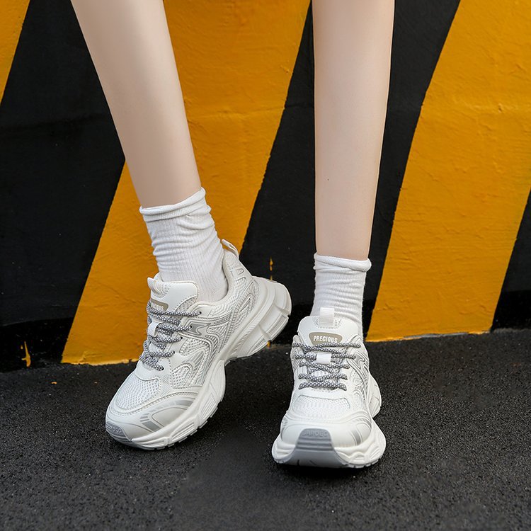 Free shipping Men Running Shoes Sneaker White Black Blue Dust Grey Fog Candy Sail Trail Women Trainers Sports