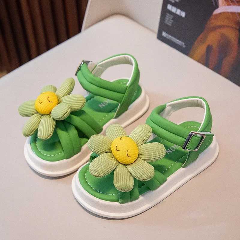 Sandals New Summer Girls Sandals Open Toes Applique Flower Childrens Casual Beach Shoes Little Kids Sandals H241217