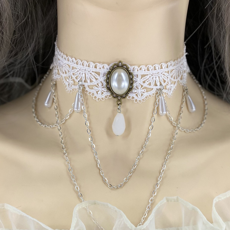 Fashion Velvet Choker Necklace for Women Vintage Onyx Sexy Lace Necklace with Pendants Gothic Girl Neck Jewelry Accessories Lolita Goth Choker Tassel 