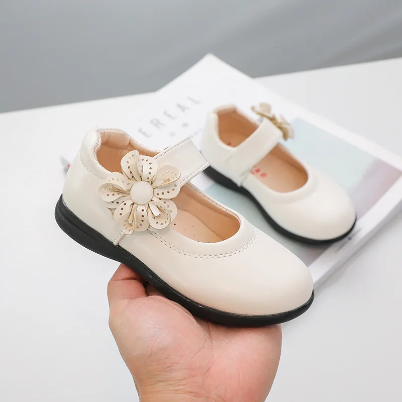 Girls Black Leather Shoes for School Party Flowers Floral Flats for Medium Big Kids Childrens Princess Sweet Mary Janes Fashion 241220