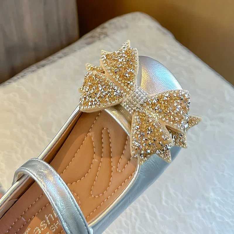 Sneakers Children Princess Leather Shoes for Girls 2024 Autumn New Fashion Soft Bottom Chic Bowtie Anti-slippery Performance Dress Shoes H241221