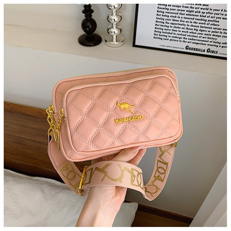Womens Designer Shoulder Bags: Chic Flap Bag With Dia Pattern, Lightweight Single Crossbody For Everyday Elegance New Free Delivery Designer Bag
