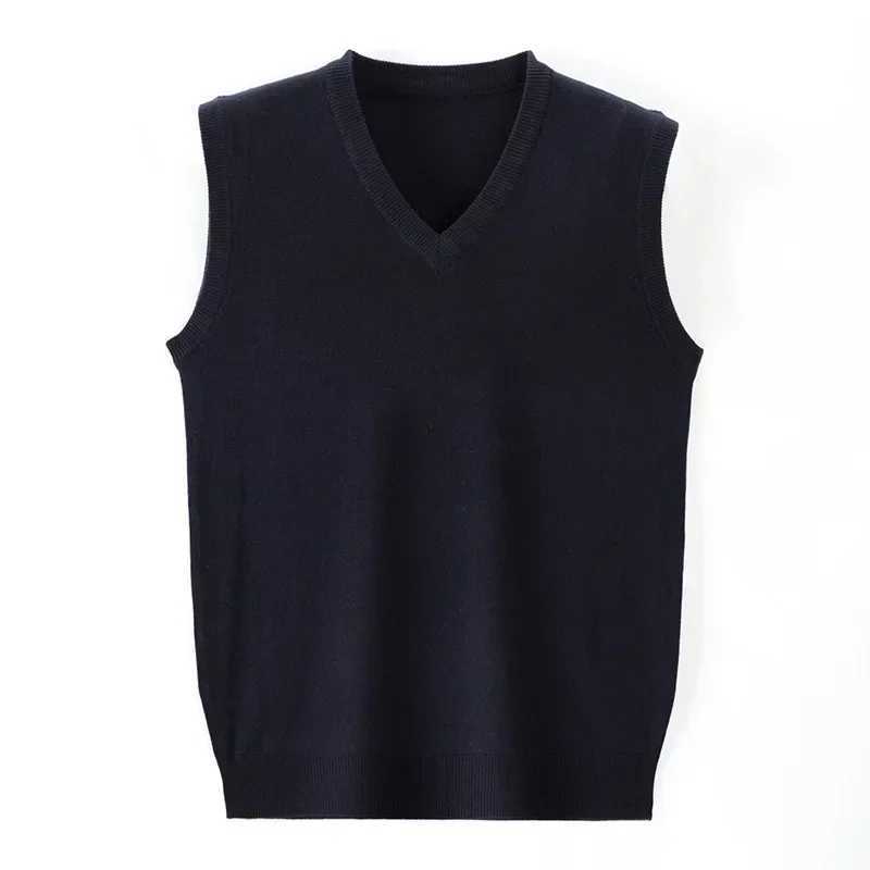 Vests for Men Solid Color Sweater Casual Fashion Warmth Top Sleeveless Business Knitwear Fashion Mens Jumpers Autumn WinterXJ241221