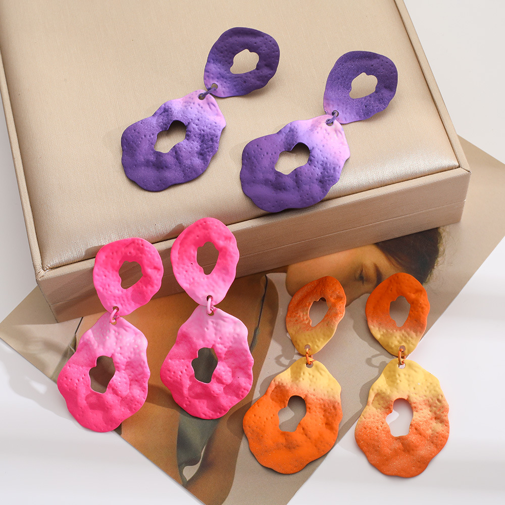 Elegant Miniature Circle Spray Paint Drop Earrings Stylish and Cozy Woodland Design Jewelry from International Brands