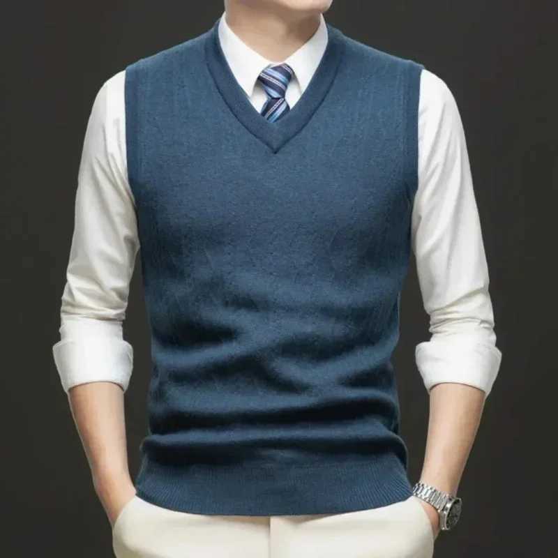 Trendy New Mens Business Casual Pullover Wear Warm Sleeveless Wool Knitted Sweater VestXJ241221