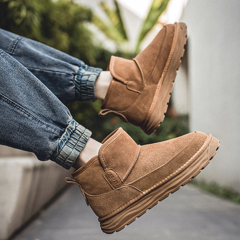 designer boot Men's New Snow Boots With No Lace Up Cover, Fur And Leather Integrated, Winter Plush Warm Cotton Boots, Thickened Mid Top For Casua