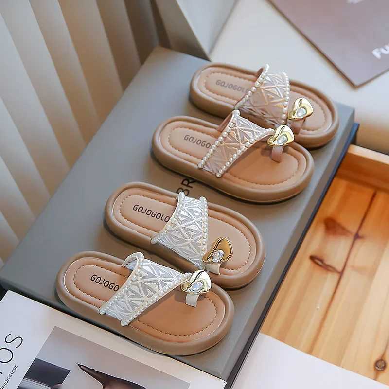 Slipper Child Shoe Girl Princess Slippers Summer New Little Girl Soft Sole Sandals Versatile Pearl Clip Shoe Fashionable Fairy Style H241217