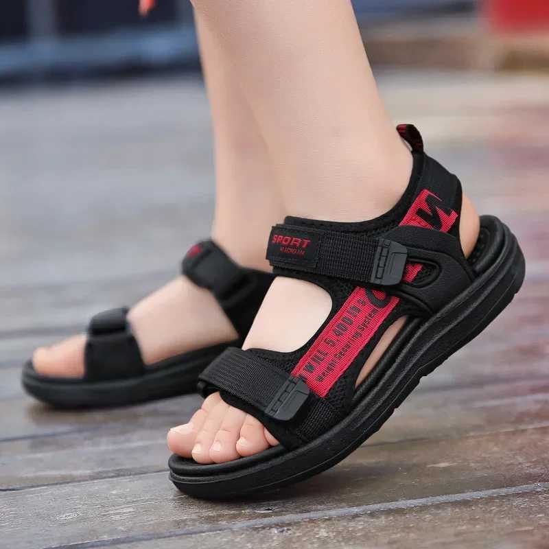 Sneakers Boys and girls outdoor beach shoes childrens anti slip shoes sandals hot selling summer childrens sandals fashionable sports shoes H241221