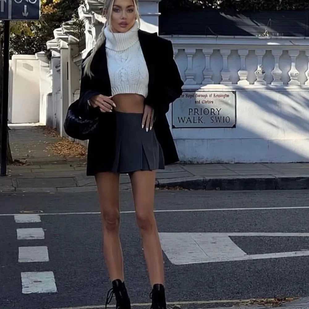 TR 2024 Womens Skirt Pants Pleated Gray Mini Skirt Shorts High Waist Summer Black Skort For Women Casual A Line Skirt PantsXJ241221