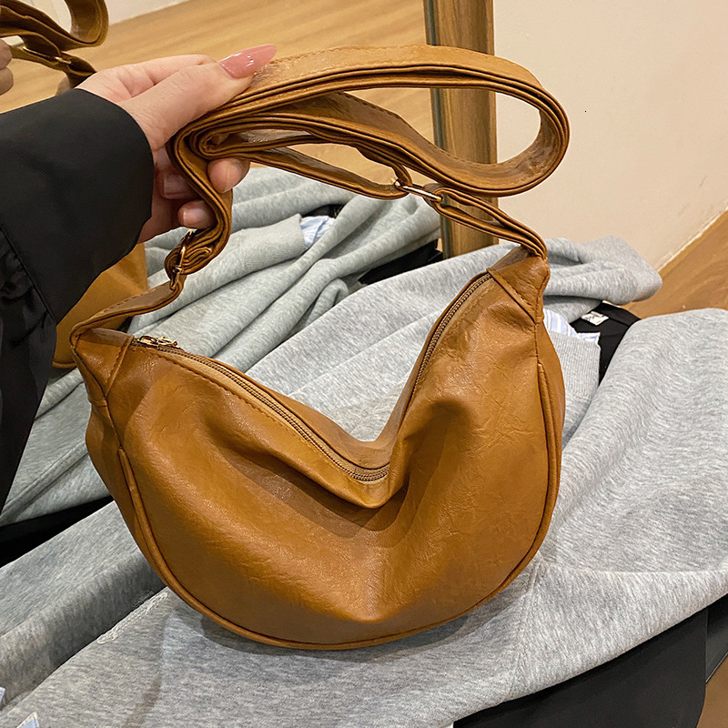 new fashionable women s crossbody bag Instagram designer niche multifunctional shoulder bag trend shoulder bag bag
