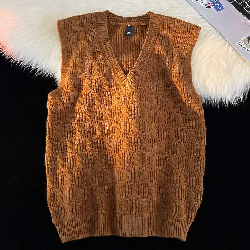 Warm Fashionable Twisted Stripe Mens Sweater High Quality Mens Casual Solid Color Vest Cotton Soft Yarn Fabric V Neck ClothingXJ241221