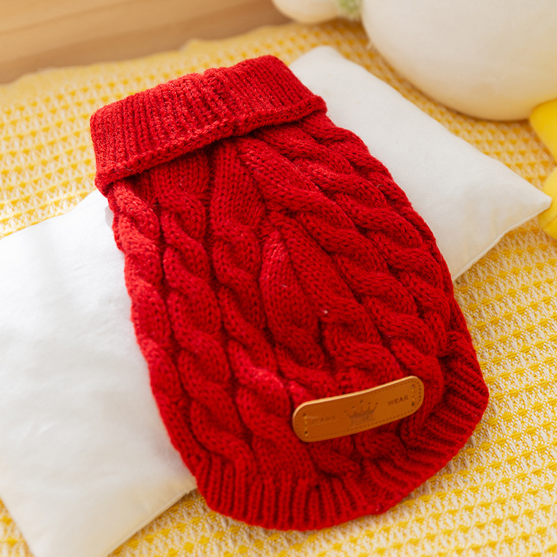 Dog clothes, simple twisted flower knitted sweater, autumn and winter warm clothes, small and medium-sized teddy bears, cat pet clothes