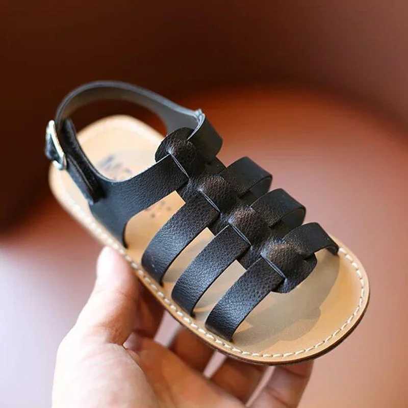 Sandals 1-6 Years Children Summer Outdoor Beach Shoes Girls Princess Knitted Open Toed Sandals Gold Silver Black H241217