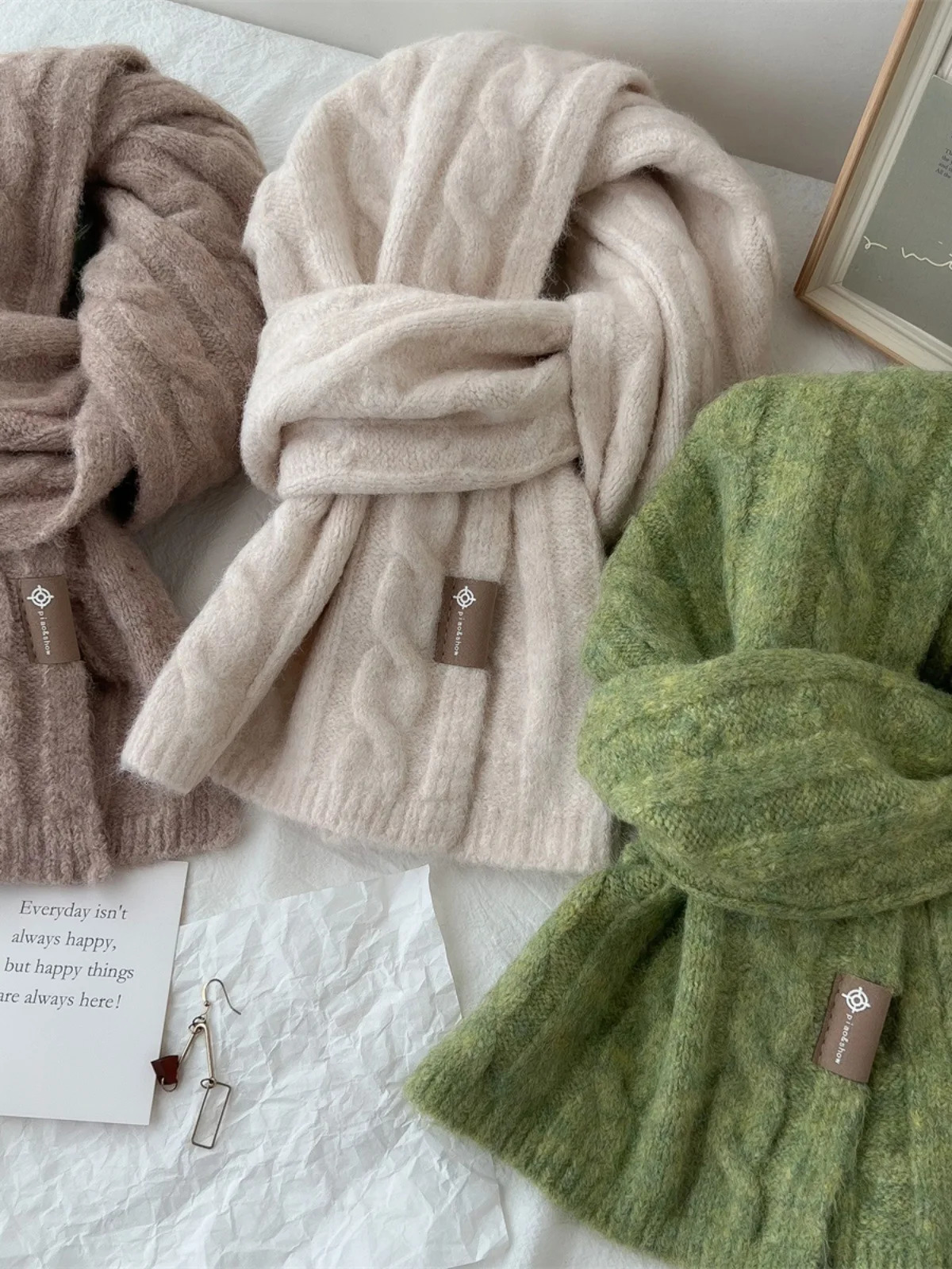 Korea Cashmere Scarf Womens Autumn Winter Fashion Knitted Thicke Warm Soft Scarf Office Lady Elegant Female Shawl 241220