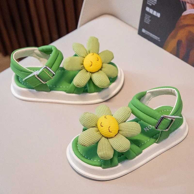 Sandals New Summer Girls Sandals Open Toes Applique Flower Childrens Casual Beach Shoes Little Kids Sandals H241217
