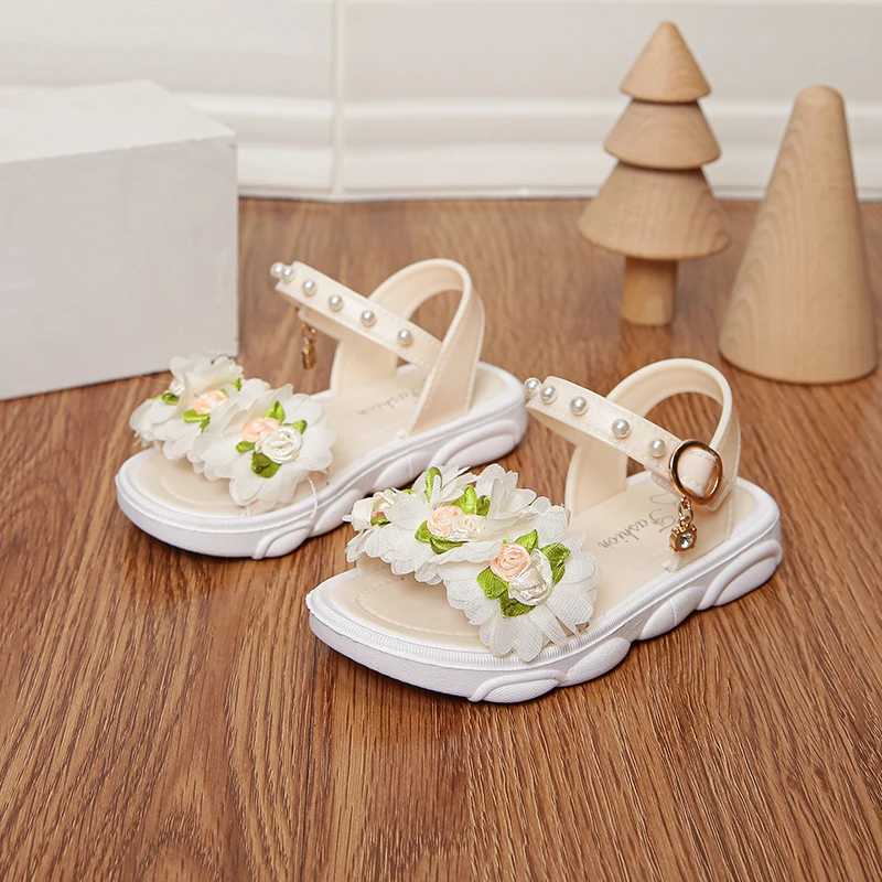 Sneakers Childrens Sandals Summer Princess Lace Bow 2024 New Girls High Heels Little Girls Soft Sole Sandals Black Pink H241221