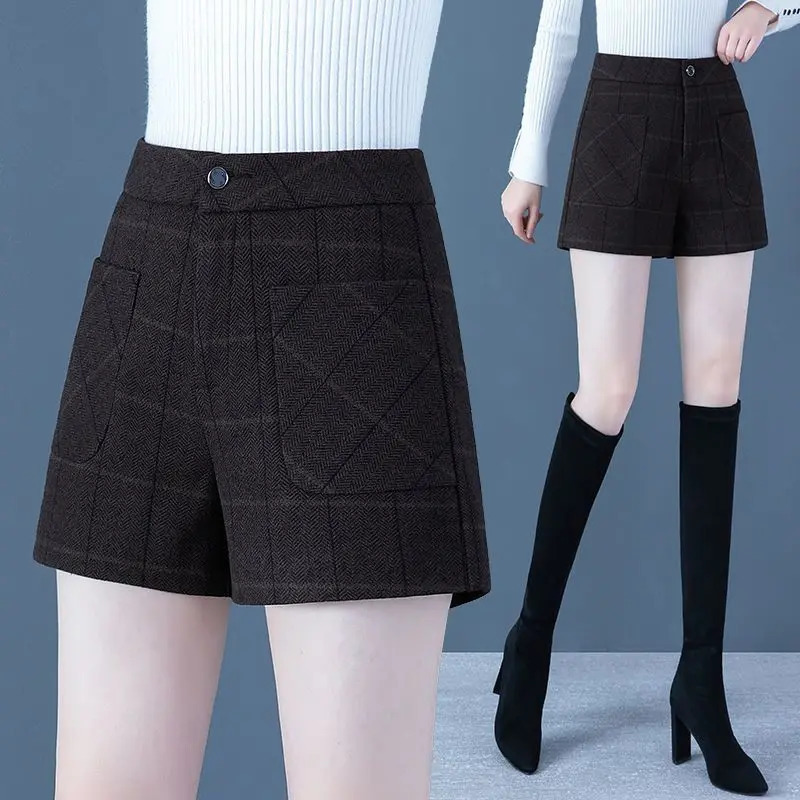 Simplicity Fashion Autumn Women Woolen Plaid Zipper Button Korean Casual High Waist Loose Aline Wide Leg Bootcut Shorts 241218