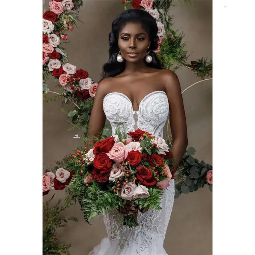 African Sexy Off Shoulder Mermaid Wedding Dresses With Sweep Train Newest Lace Appliqued Black Girl Plus Size Beach Bridal Gowns